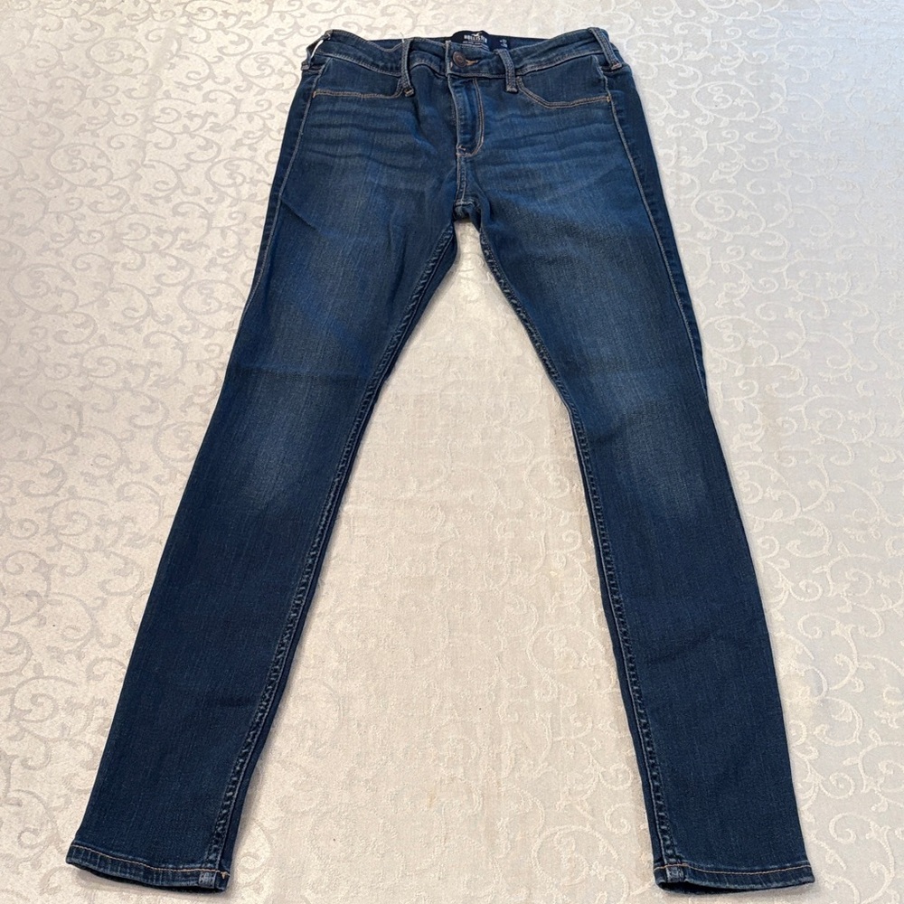 Hollister Women’s Mid-Rise Jean Legging